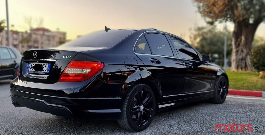 2012' Mercedes-Benz C 220 photo #5