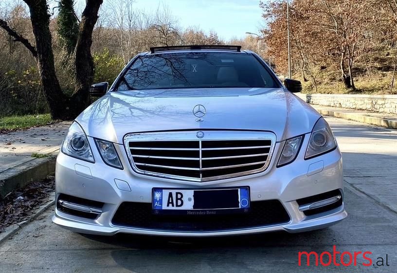 2010' Mercedes-Benz E 350 photo #1