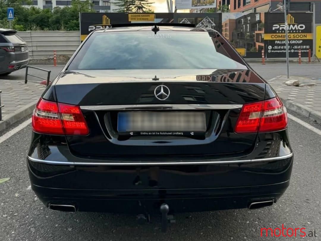 2013' Mercedes-Benz E 350 photo #6