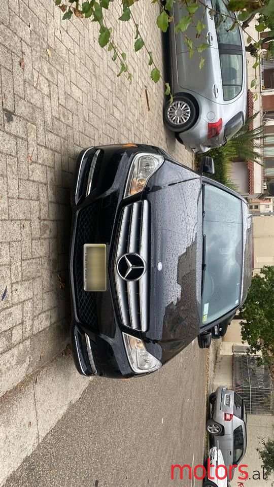 2012' Mercedes-Benz 300 photo #1