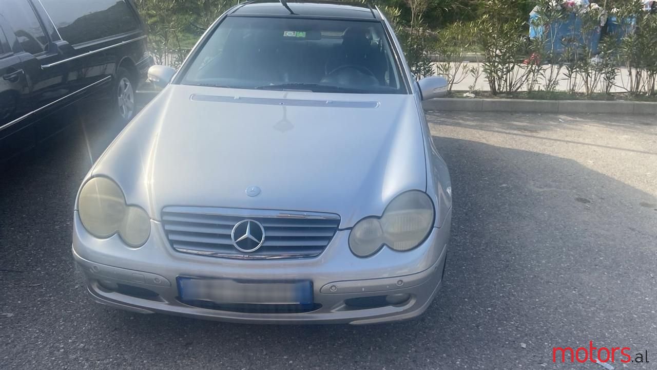 2001' Mercedes-Benz 230 photo #2