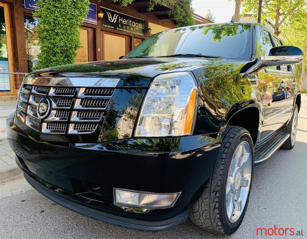 2007' Cadillac Escalade photo #6