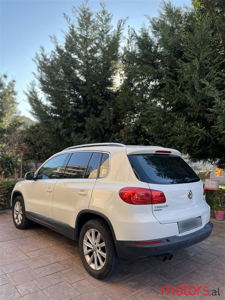 2013' Volkswagen Tiguan photo #6