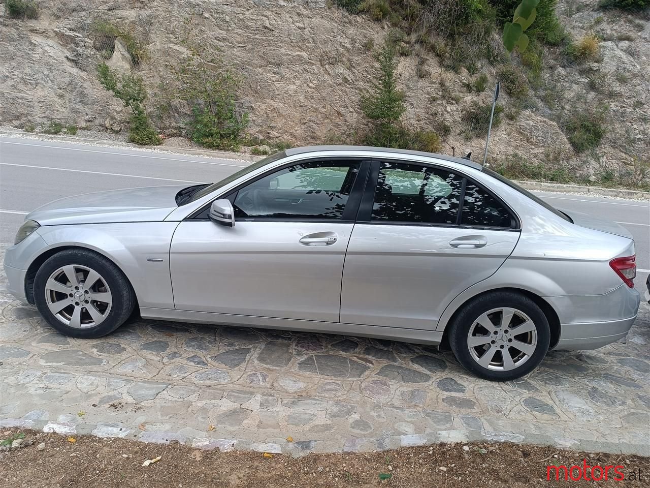 2009' Mercedes-Benz C 200 photo #2