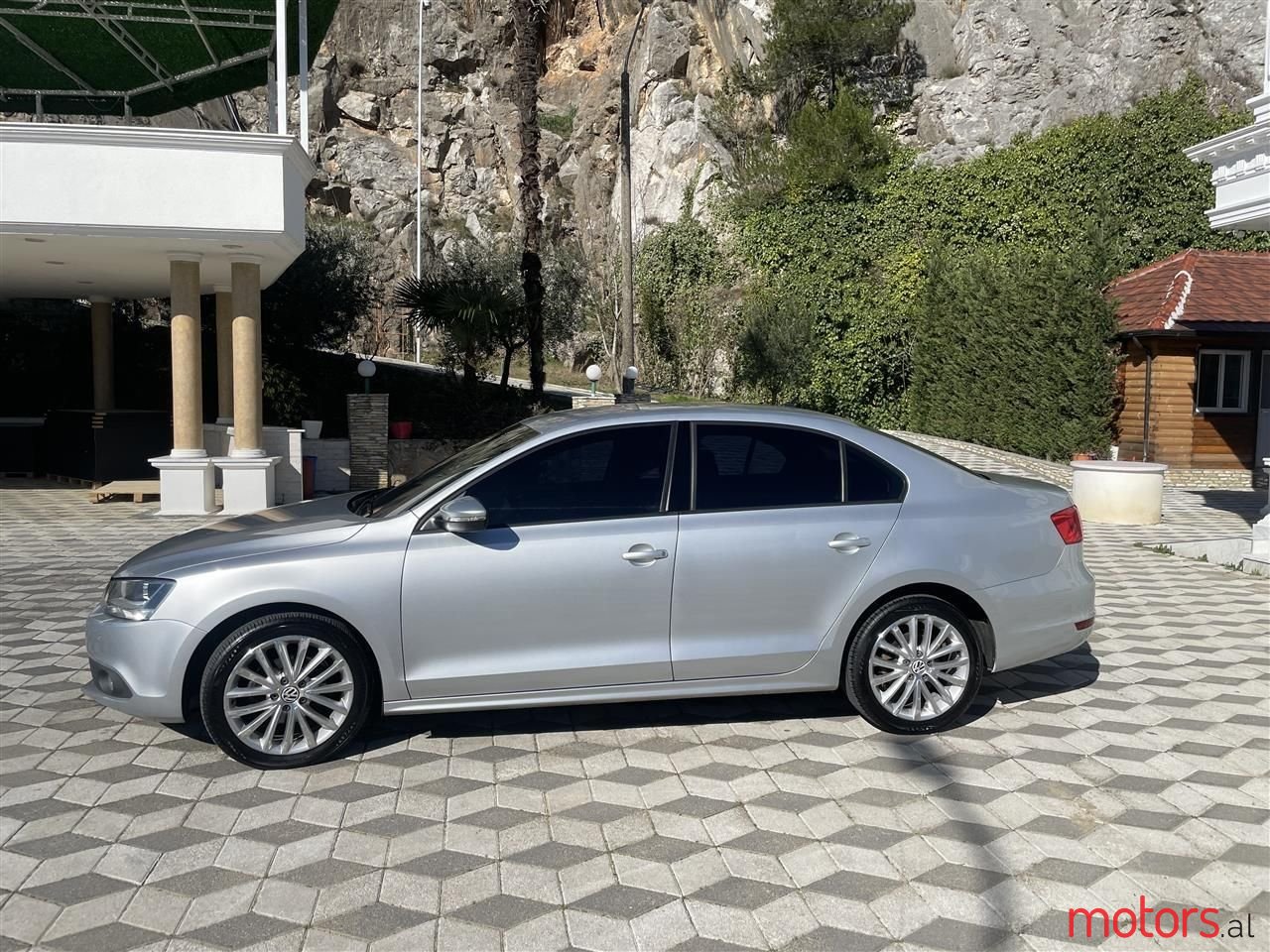 2011' Volkswagen Jetta photo #4