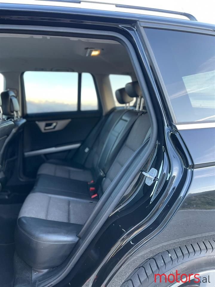 2010' Mercedes-Benz GLK 220 photo #5