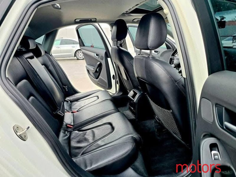 2012' Audi A4 photo #3