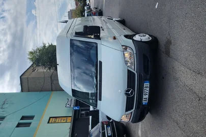 2006' Mercedes-Benz Sprinter 313 311