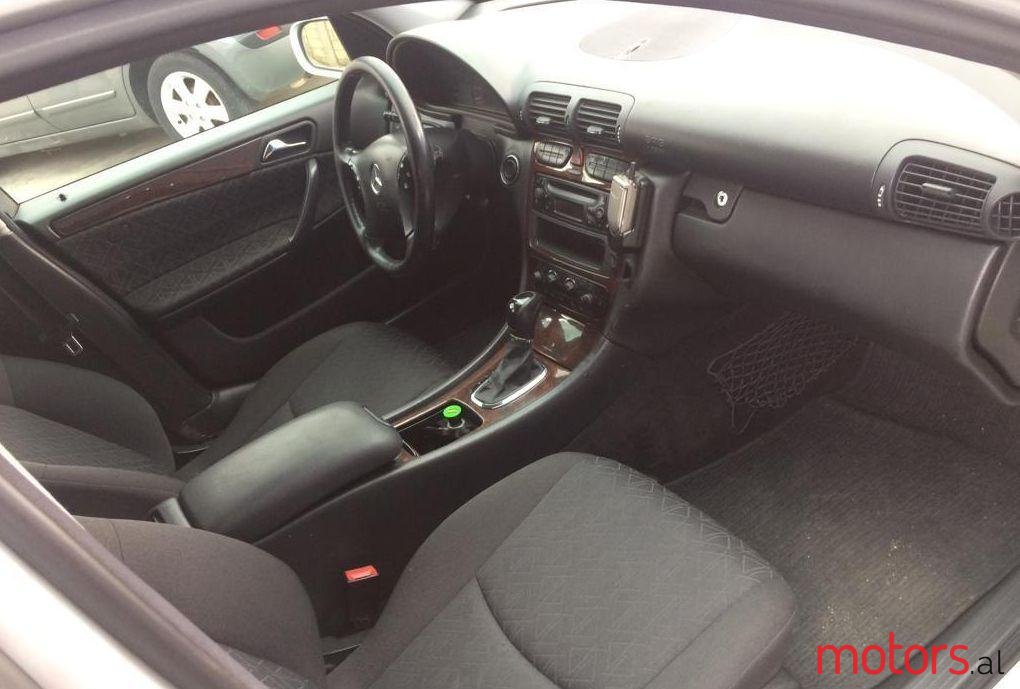 2000' Mercedes-Benz C 220 photo #1