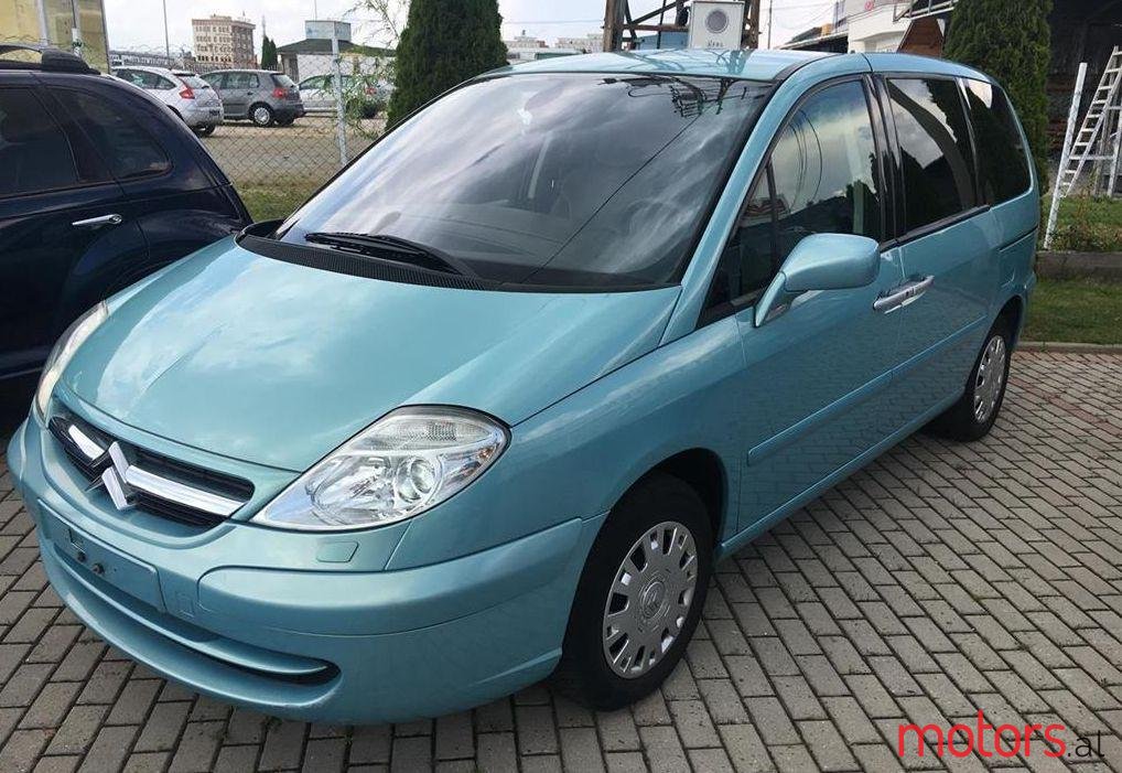2005' Citroen C8 photo #2