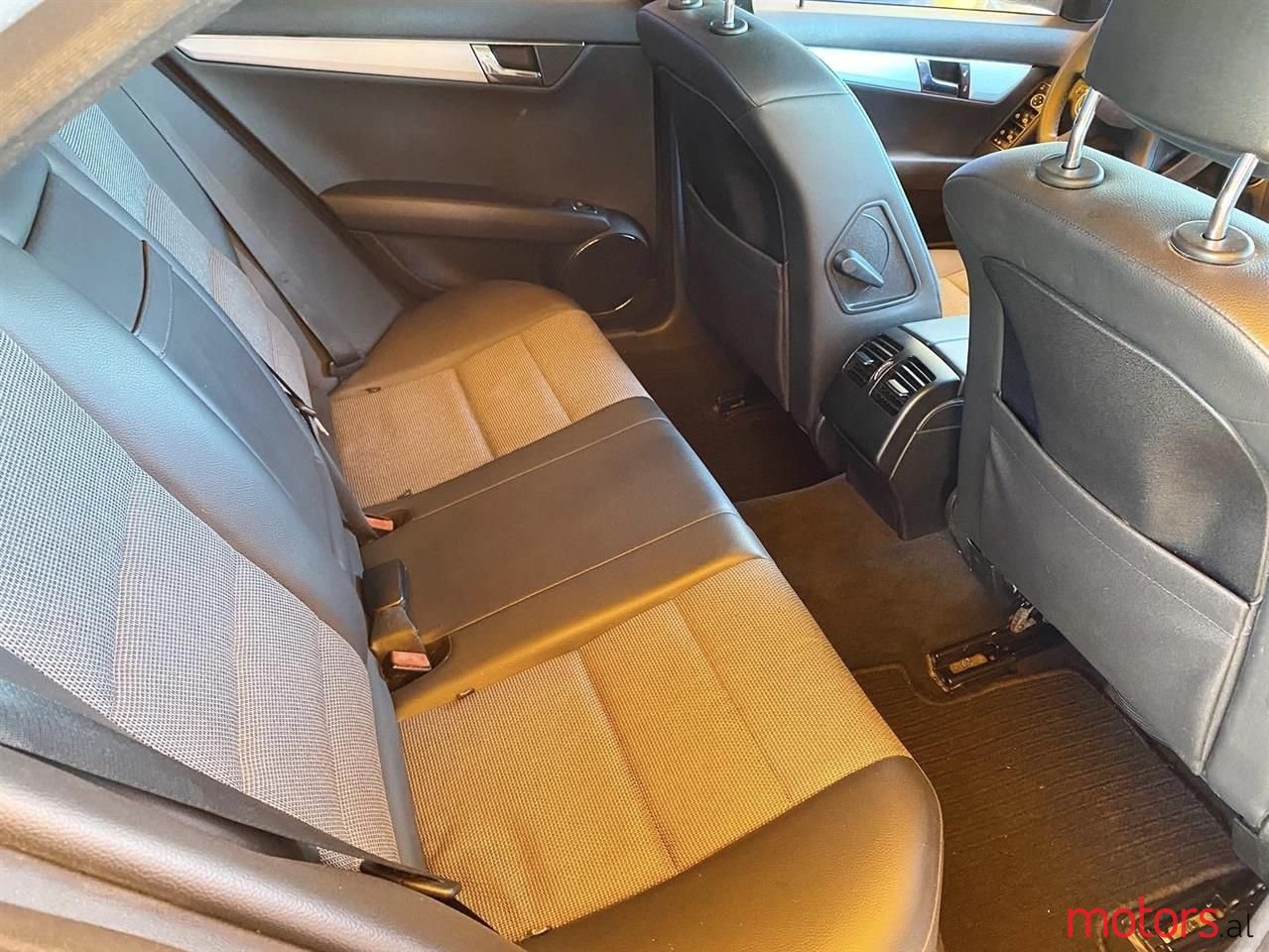 2008' Mercedes-Benz C 220 photo #6