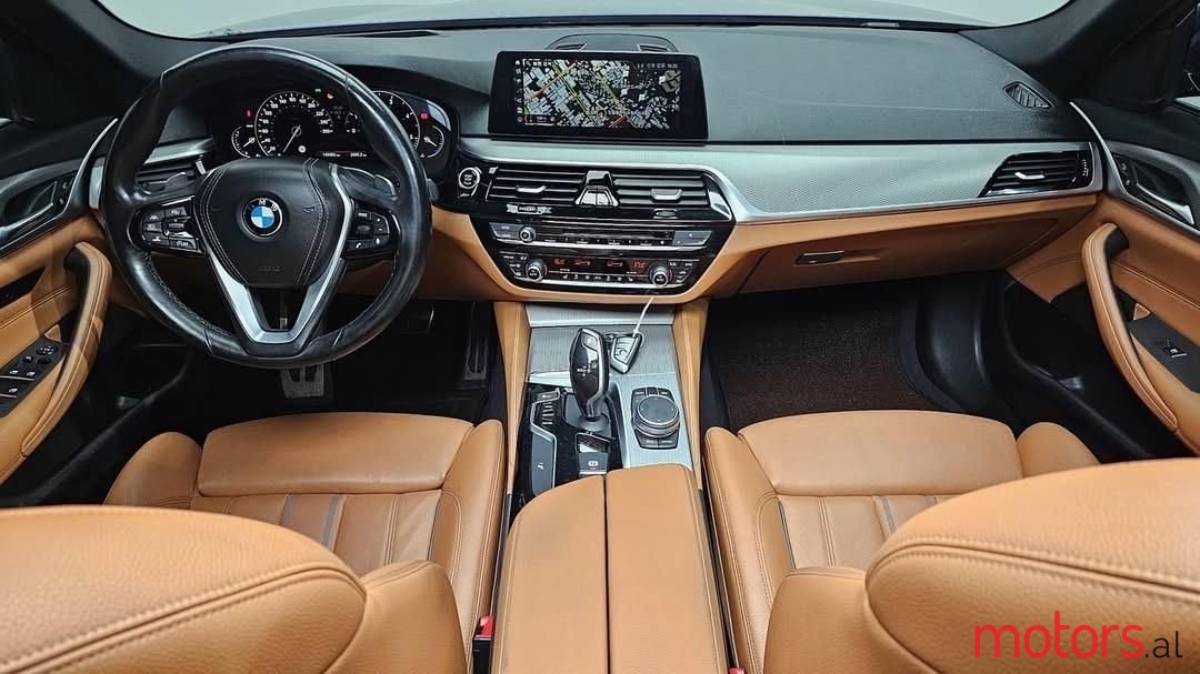 2018' BMW 540 photo #3