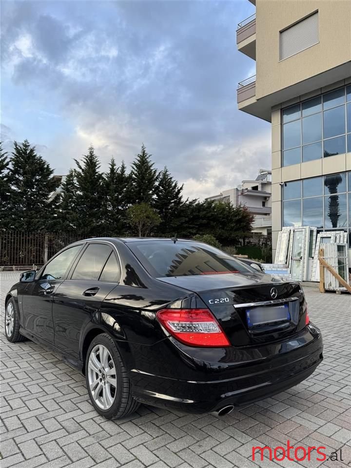 2009' Mercedes-Benz C 220 photo #1