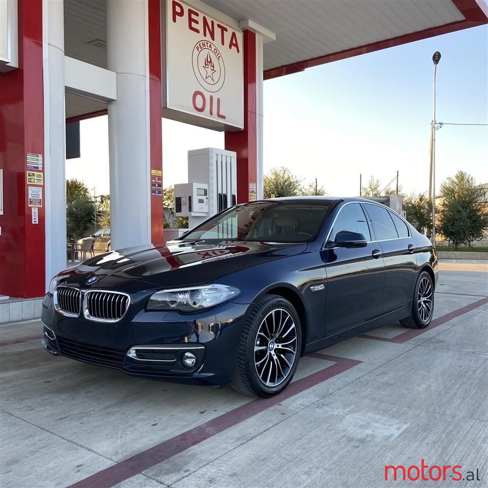 2017' BMW 520 photo #4