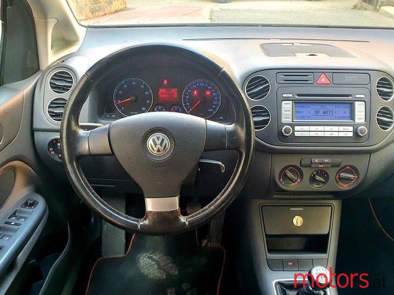 2007' Volkswagen Golf Plus photo #2