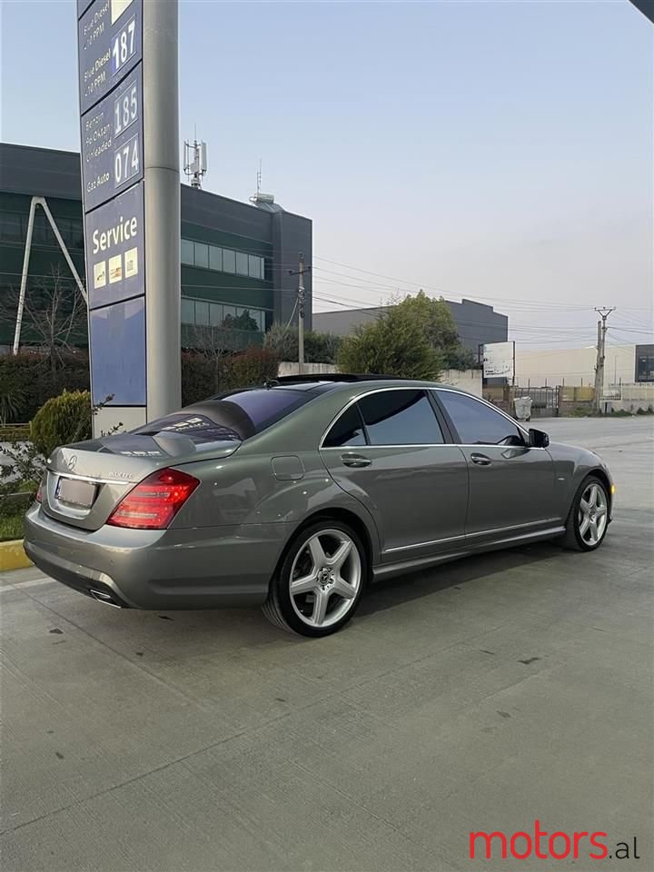 2012' Mercedes-Benz S 350 photo #5