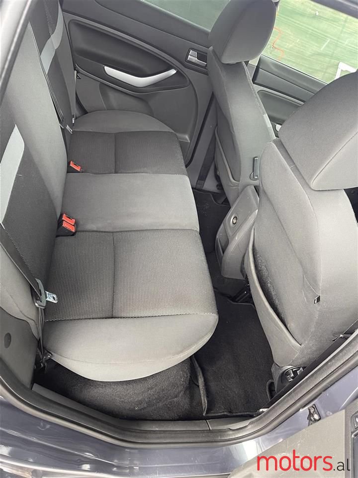 2011' Ford Kuga photo #4