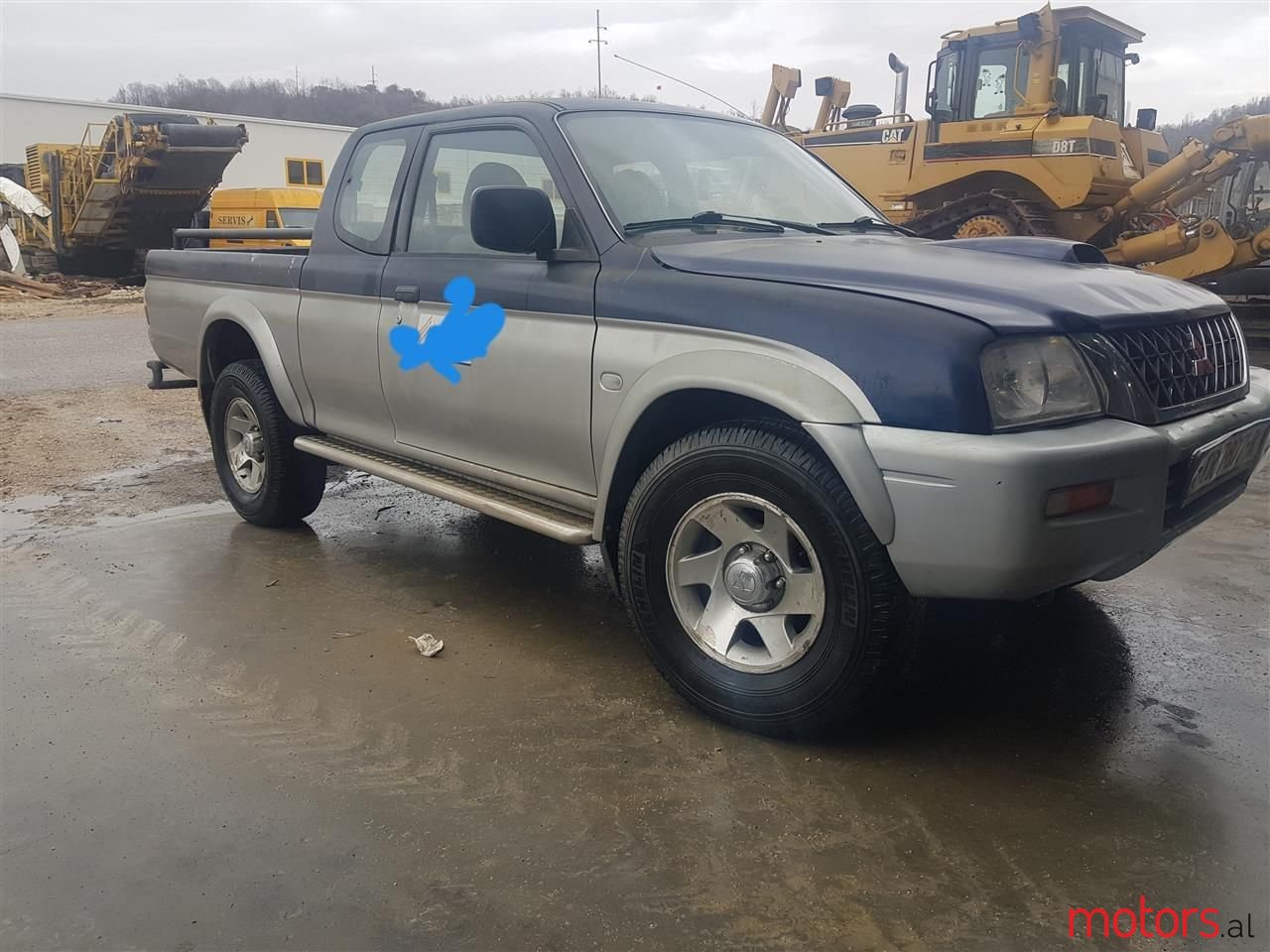 2002' Mitsubishi L200 photo #2