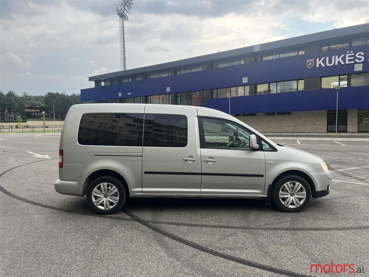 2009' Volkswagen Caddy photo #4