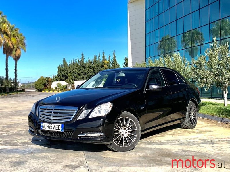 2012' Mercedes-Benz C 220 photo #4