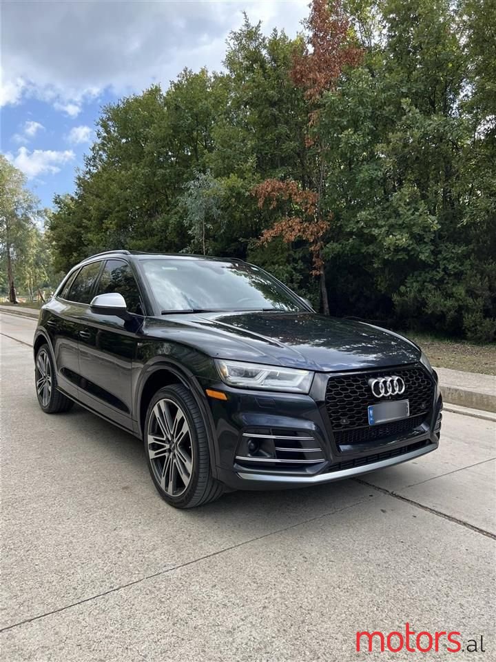 2018' Audi SQ5 photo #2
