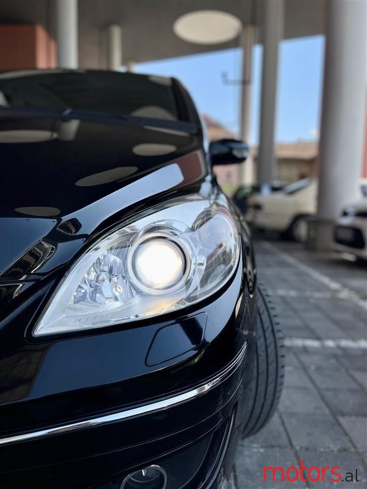 2007' Mercedes-Benz B 200 photo #5