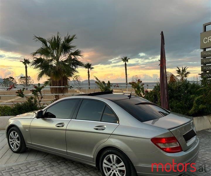 2009' Mercedes-Benz C 200 photo #4