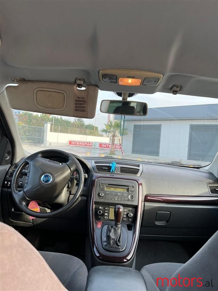 2006' Fiat Croma photo #6