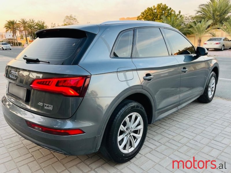 2018' Audi Q5 photo #6