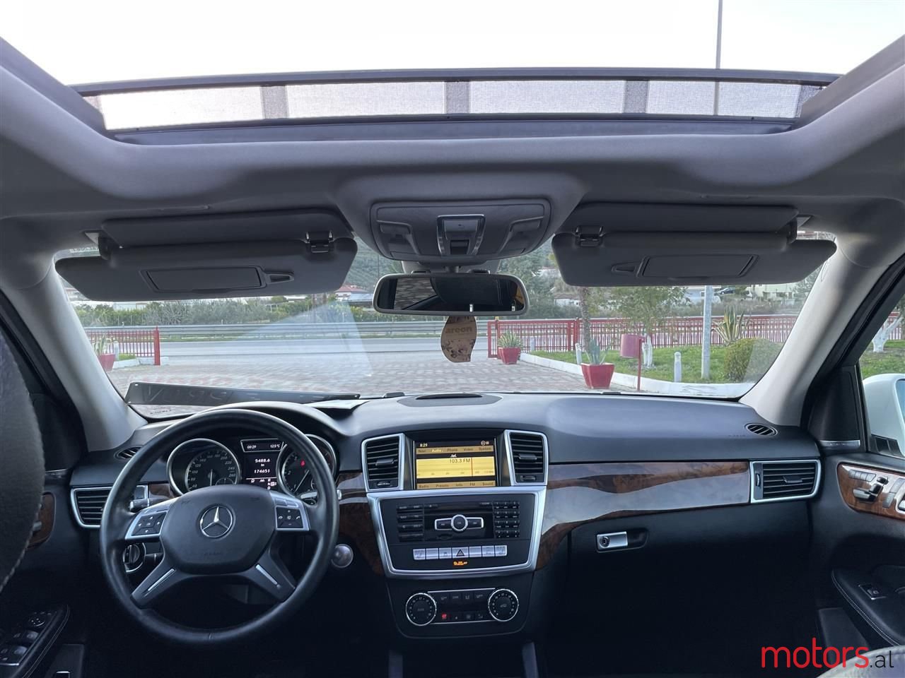 2012' Mercedes-Benz ML 350 photo #5