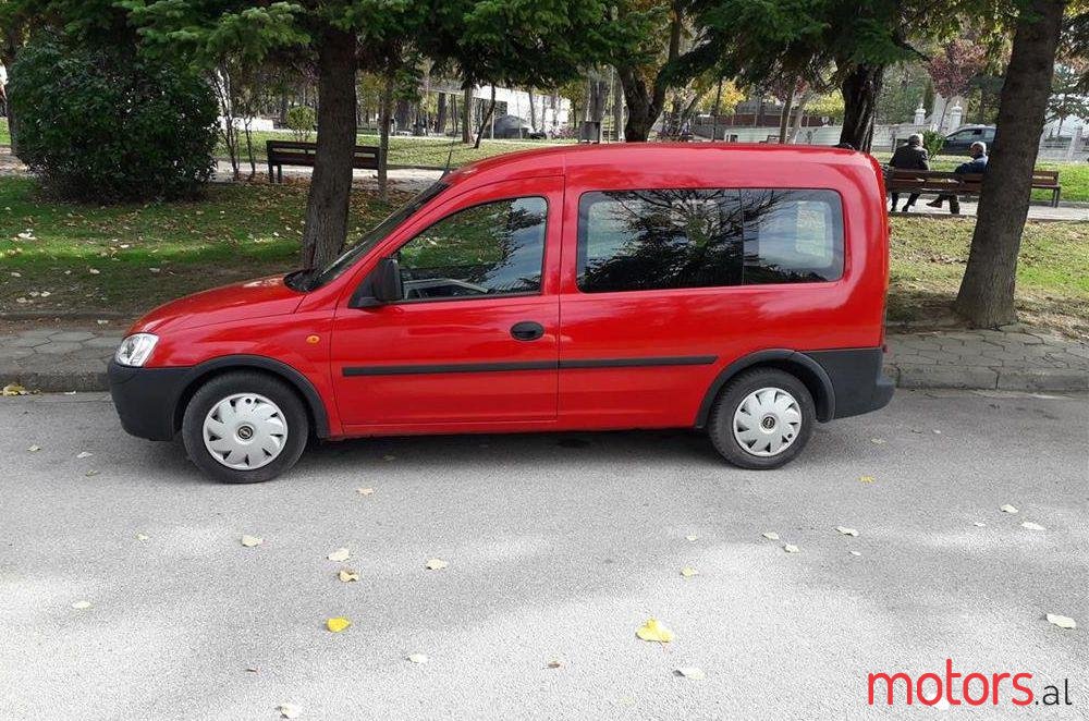2002' Opel Combo photo #1