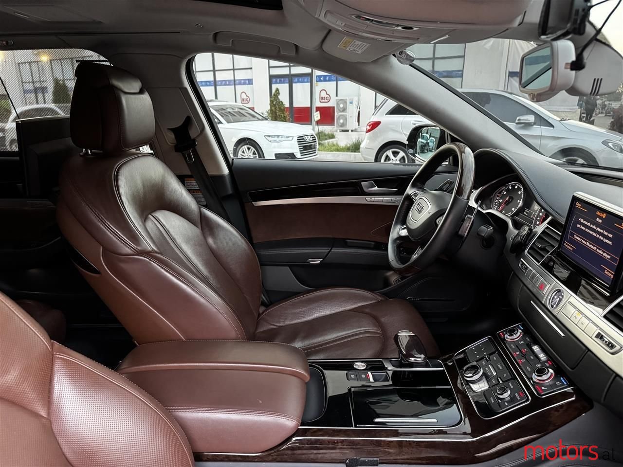 2014' Audi A8 photo #3