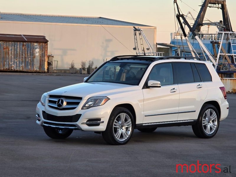 2013' Mercedes-Benz GLK 250 photo #2