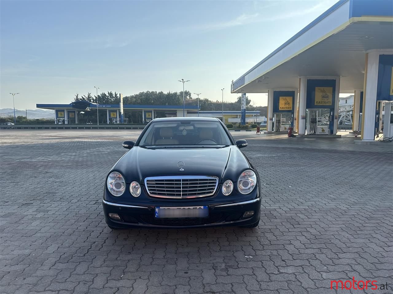 2006' Mercedes-Benz 220 photo #2