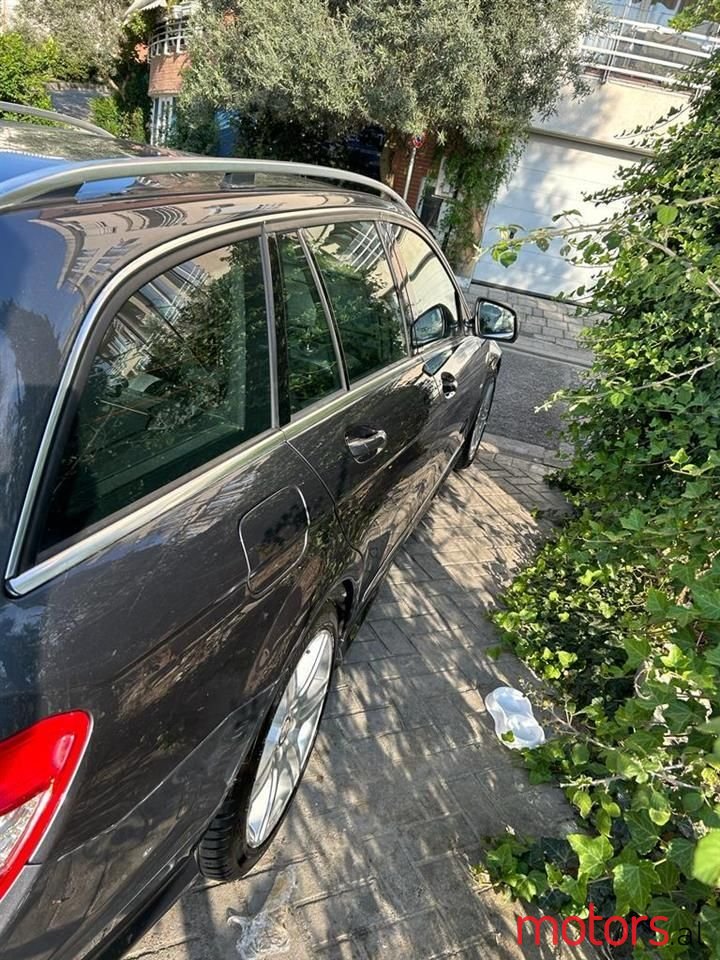 2009' Mercedes-Benz C 220 photo #3