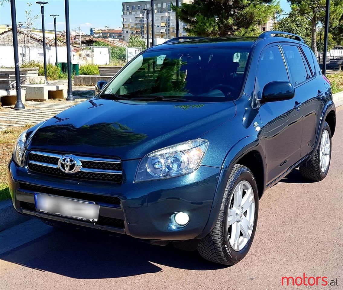 2006' Toyota RAV4 photo #1