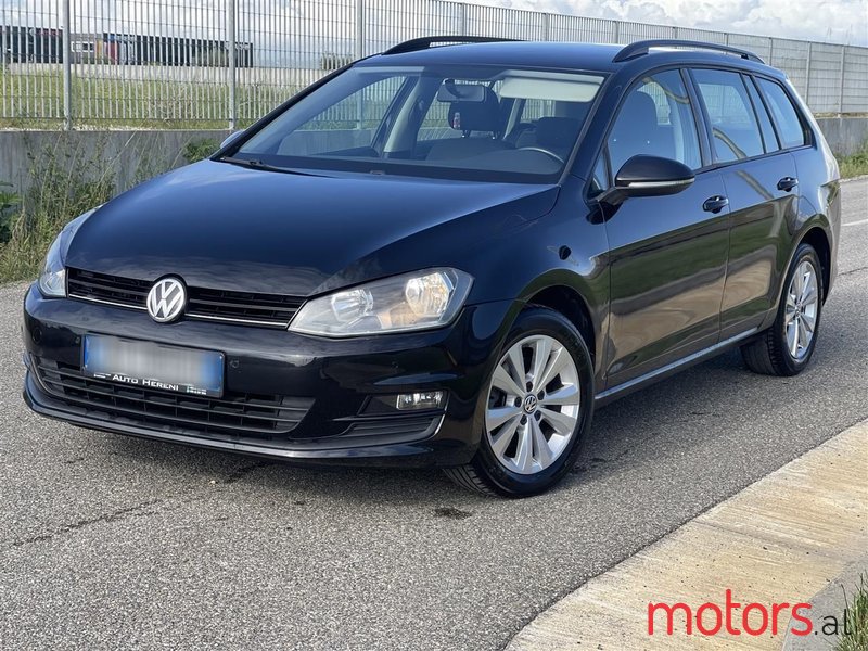 2014' Volkswagen Golf photo #6
