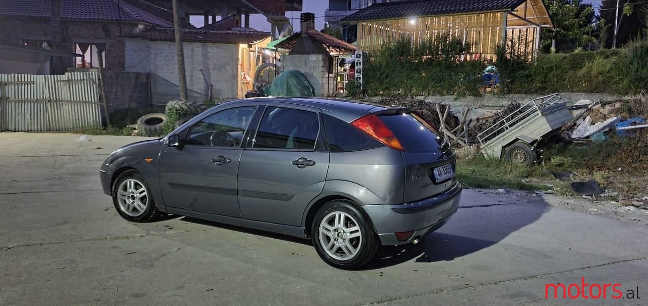 2001' Ford Focus photo #3