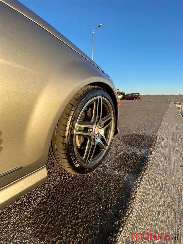 2012' Mercedes-Benz C 300 photo #3