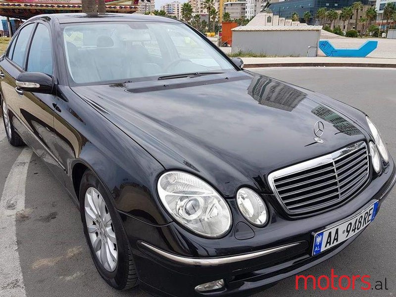 2004' Mercedes-Benz E 320 photo #1