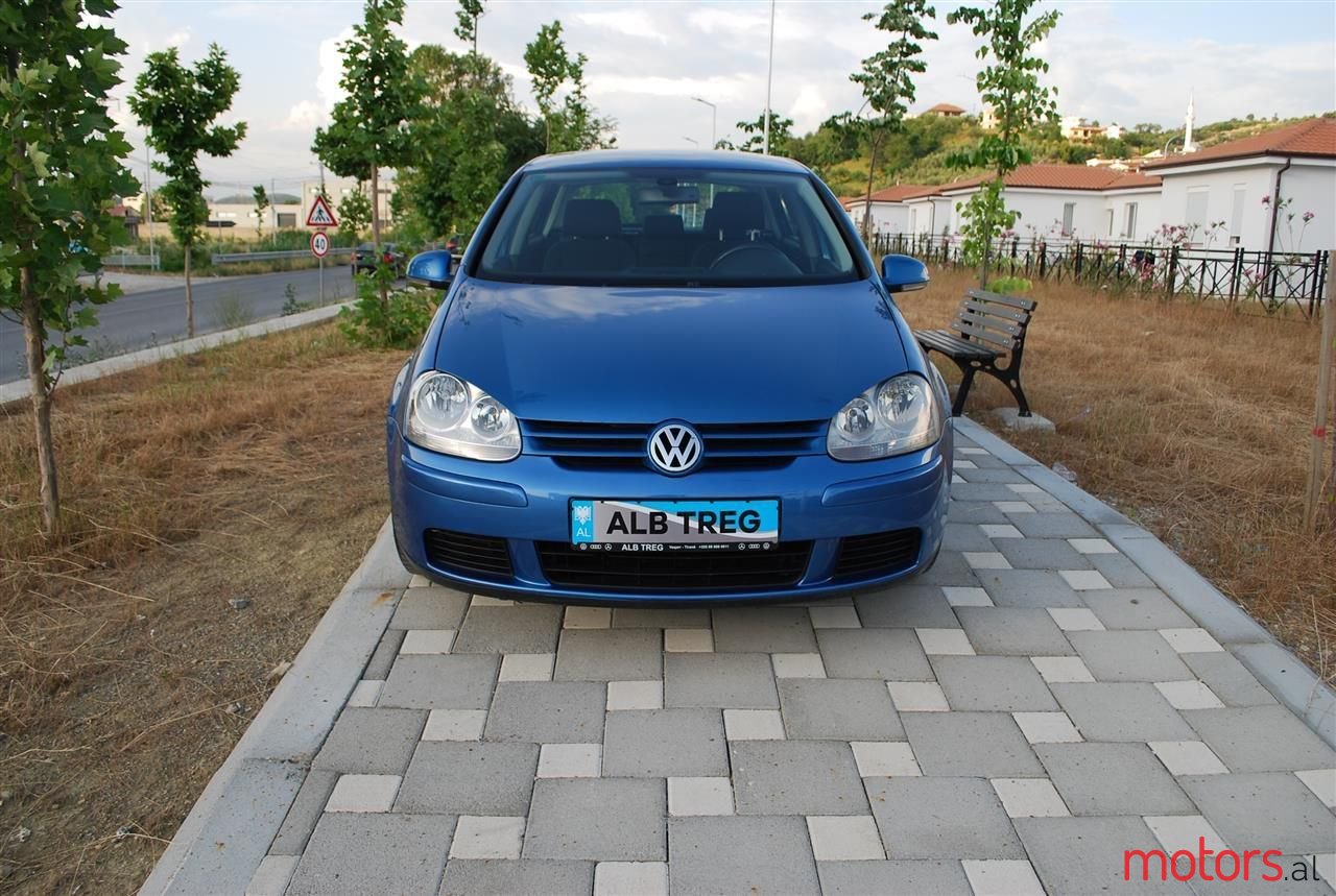 2005' Volkswagen Golf photo #3