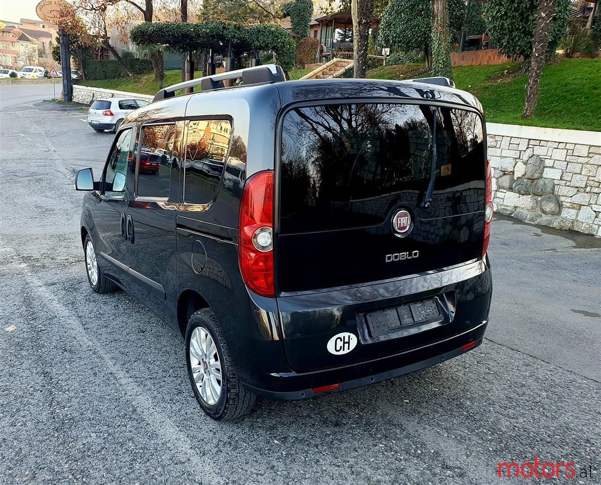 2012' Fiat Doblo photo #3