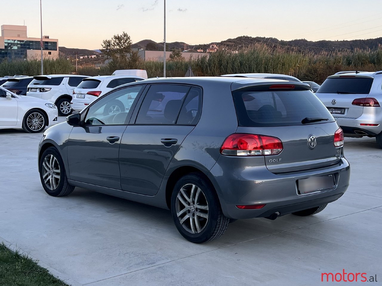 2012' Volkswagen Golf photo #4