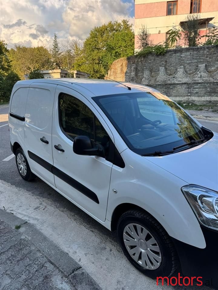 2015' Citroen Berlingo photo #2