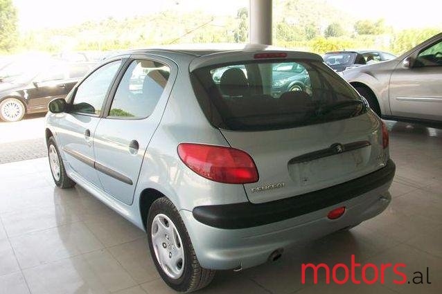 2000' Peugeot 206 photo #1