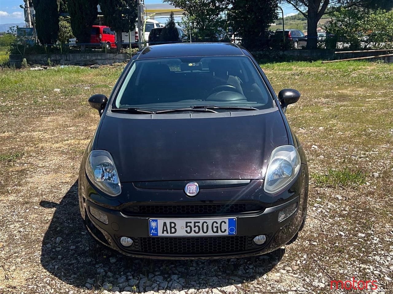 2012' Fiat Punto Evo photo #5