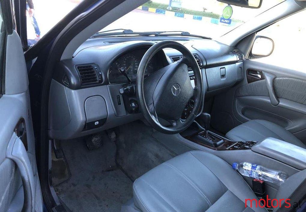 2002' Mercedes-Benz ML 270 photo #1