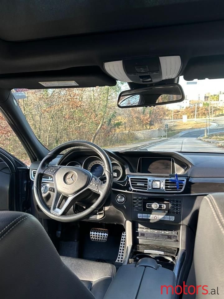 2022' Mercedes-Benz E 36 AMG photo #3