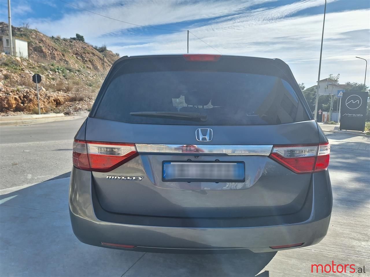 2011' Honda Odyssey photo #3