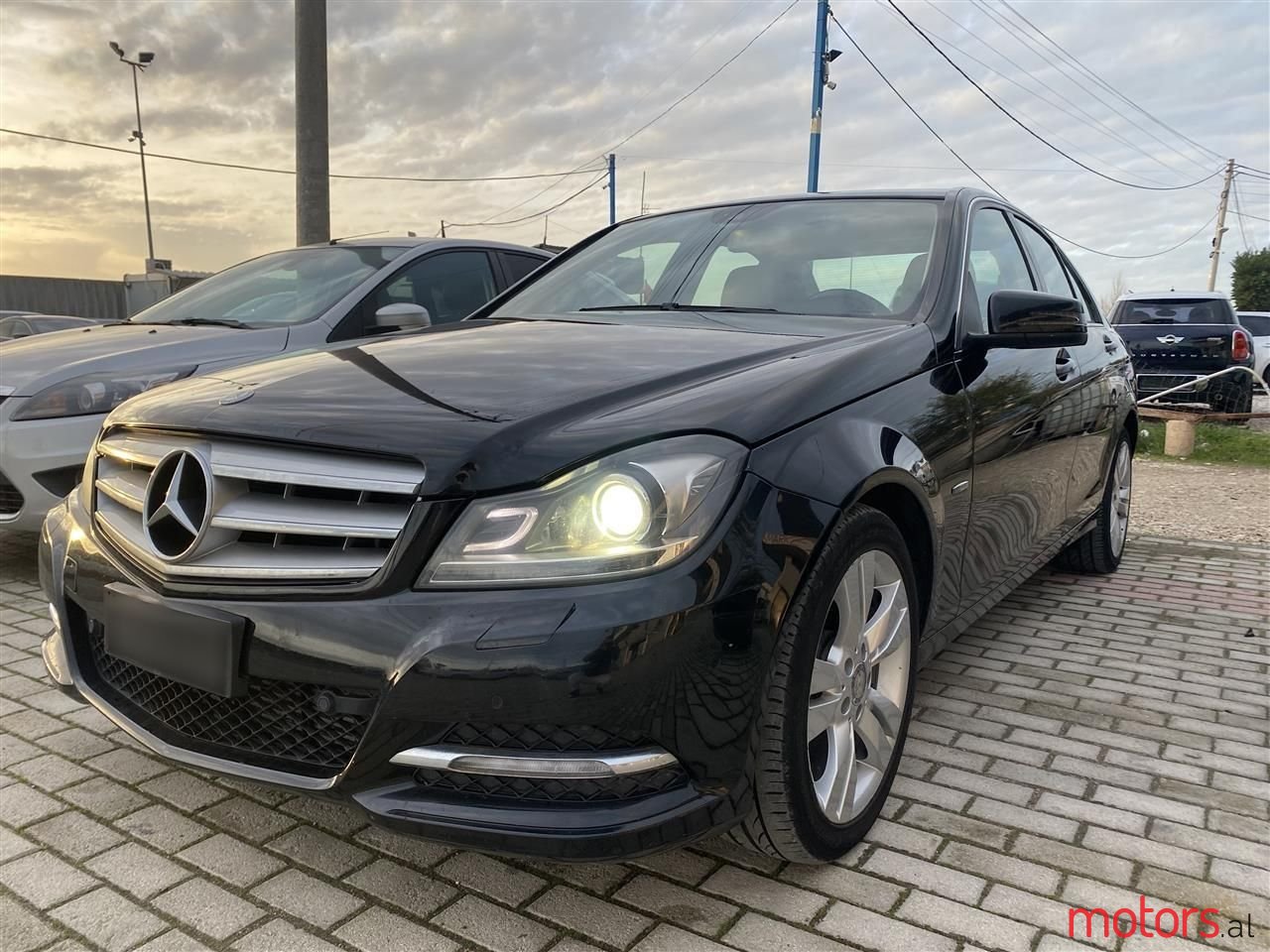 2012' Mercedes-Benz C 200 photo #4
